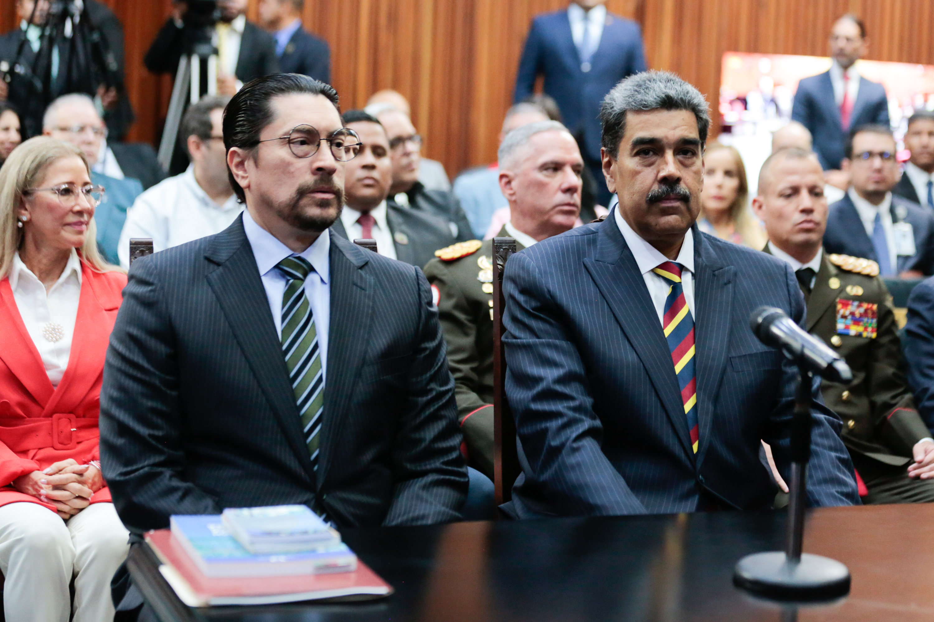 Maduro descartó negociar con Machado tras comparecer ante justicia venezolana