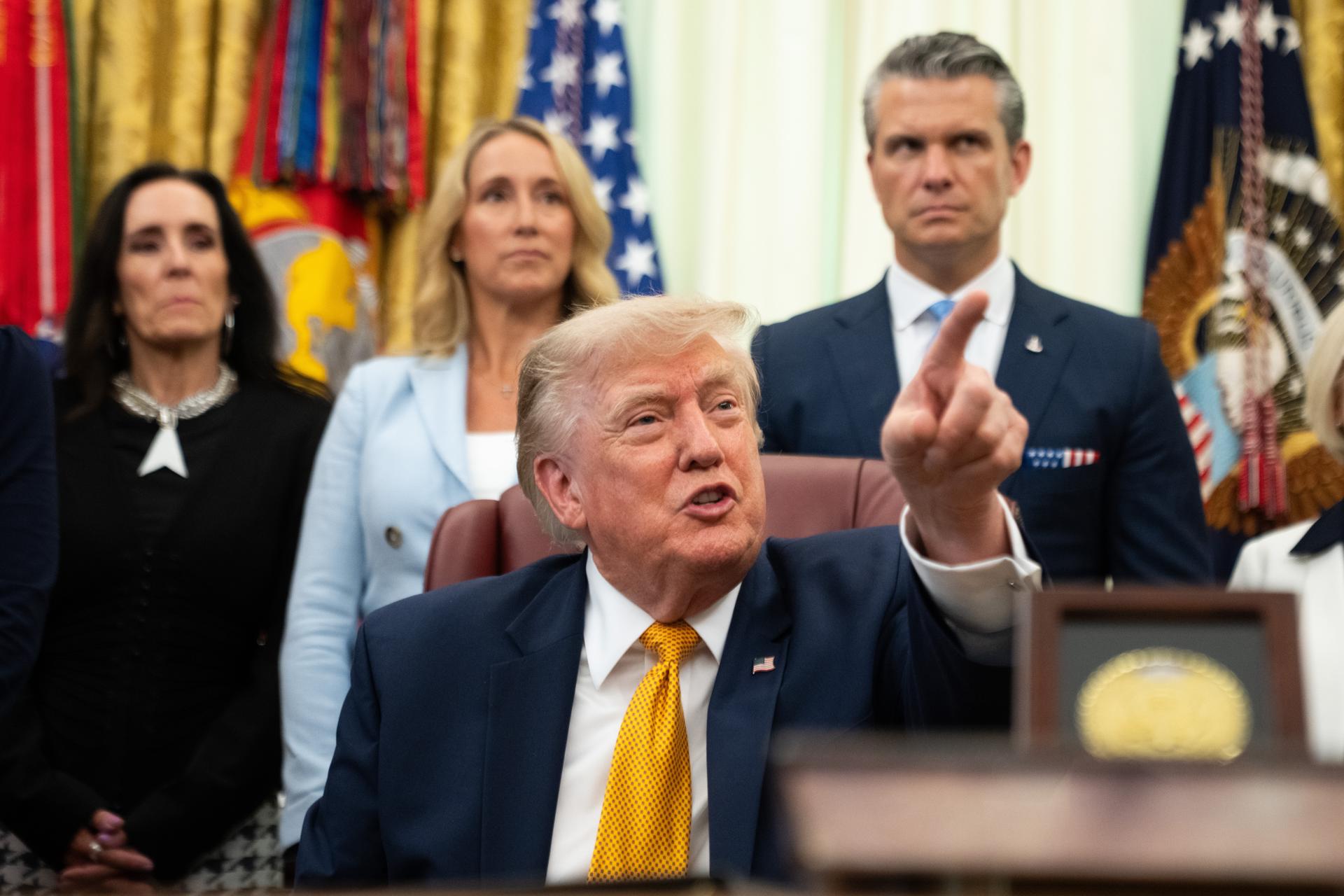 Trump advierte a Irán que tiene una “última oportunidad” para firmar un “buen” acuerdo