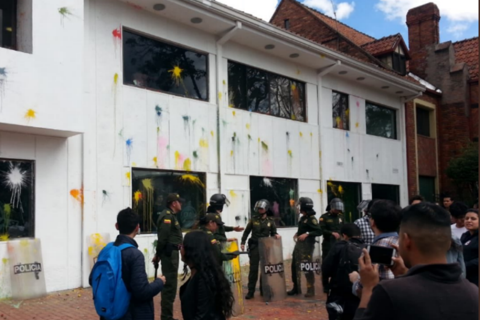 Se registra nuevo ataque a las instalaciones de RCN Radio en Bogotá