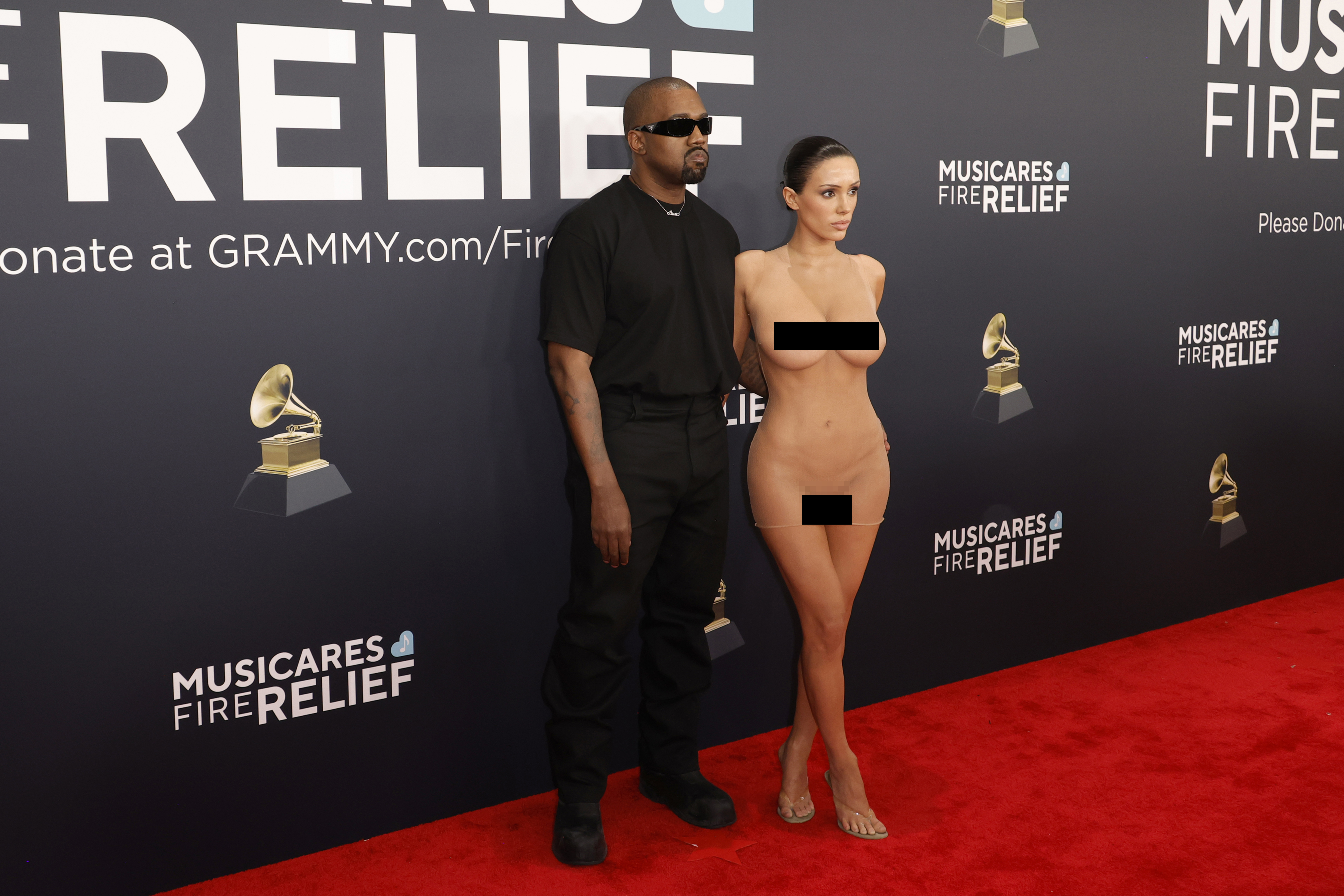 ¿Quién diseñó el vestido de Bianca Censori para los Grammy 2025?