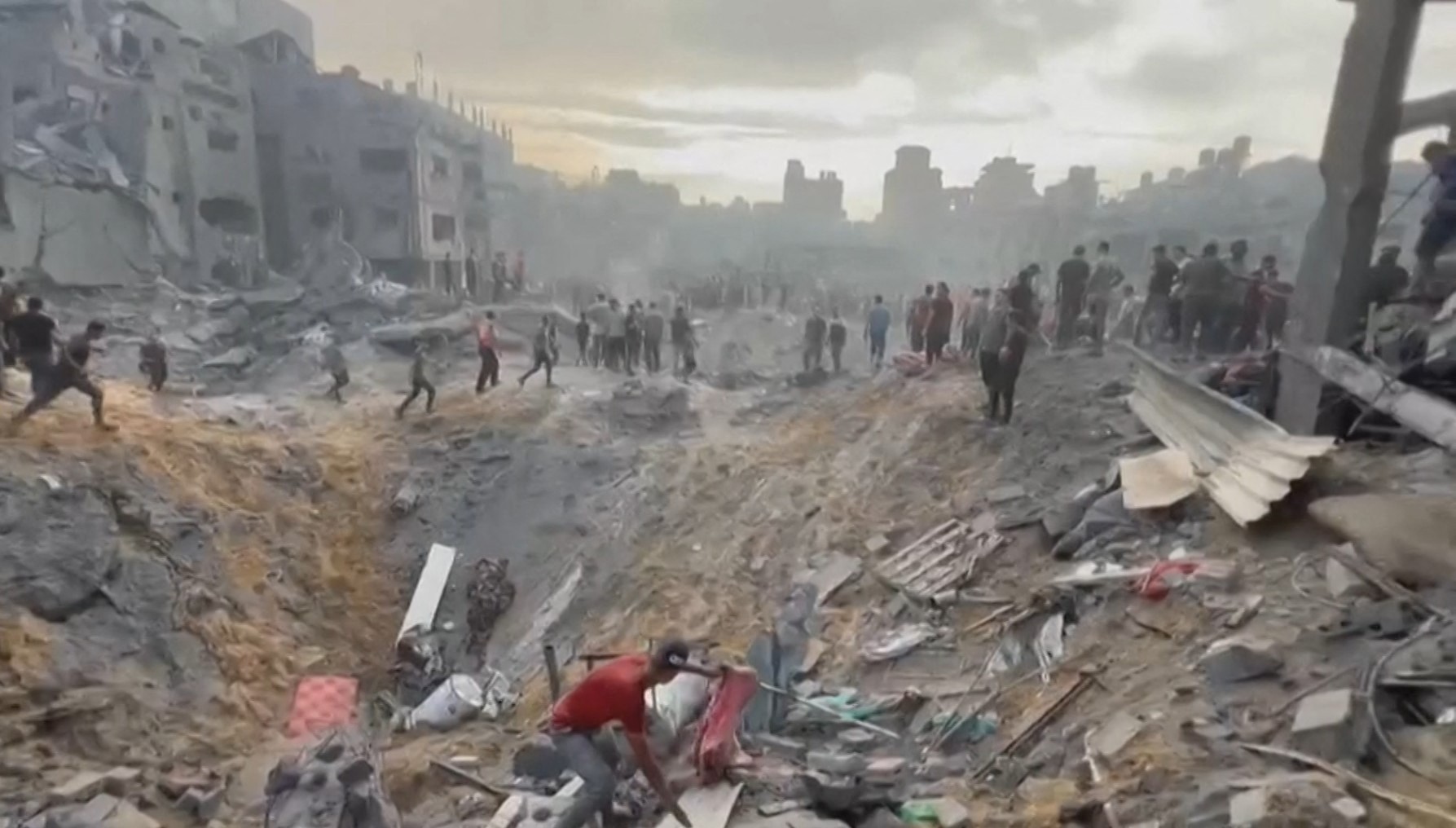Israel admite haber bombardeado el campo de refugiados de Jabalia en Gaza