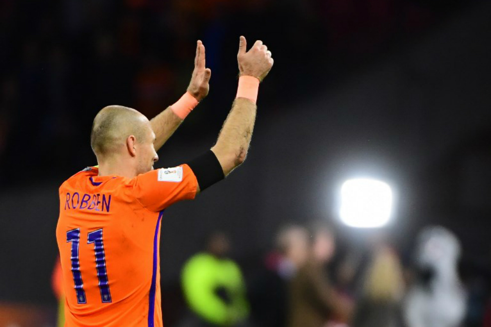 Robben se retira de la selección holandesa tras no clasificar al Mundial
