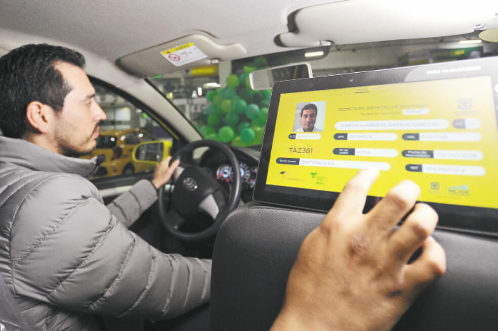 Denuncian presuntas irregularidades en directriz para revivir «taxis inteligentes» en Bogotá
