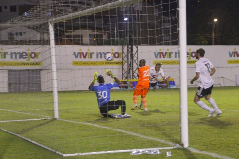 América empató con Envigado y se acercó al grupo de los ocho