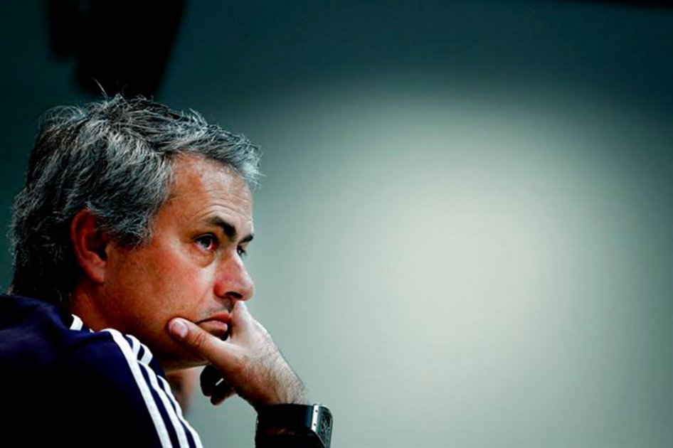 Mourinho dice que no cree que Kaká se vaya del Real Madrid