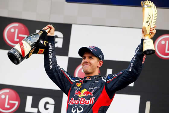 Vettel es el nuevo líder tras vencer en Corea, Alonso ahora es segundo