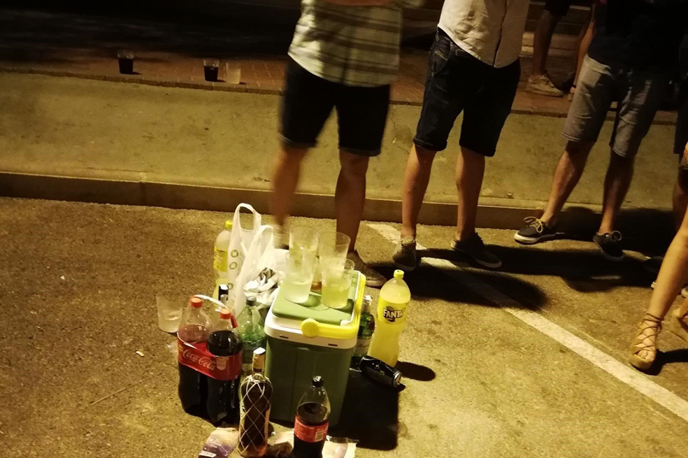 Los universitarios ignoran las implicaciones de perder el conocimiento por beber alcohol