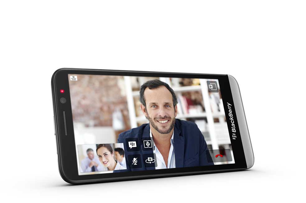Blackberry muestra su Z30