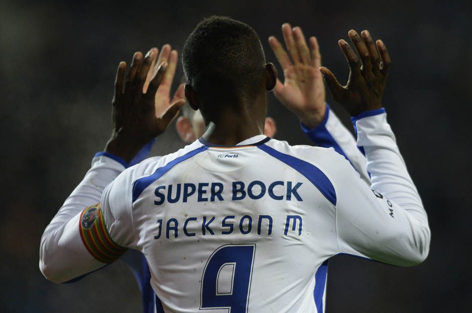 Jackson Martínez anotó en la goleada del Oporto
