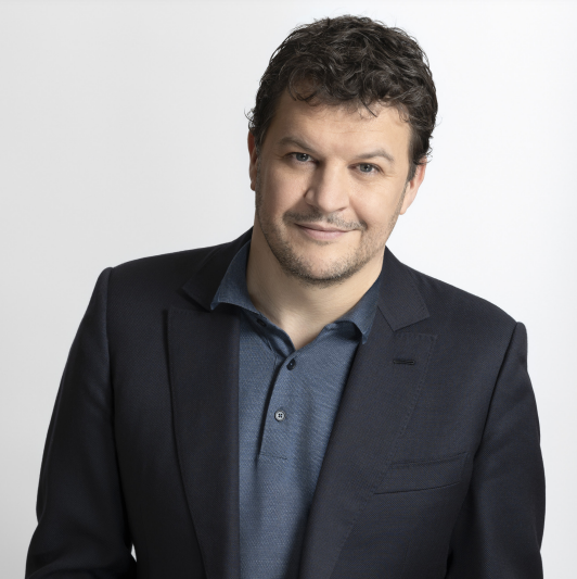 Guillaume Musso: ‘El acto de escribir arranca del deseo de dominar algo’