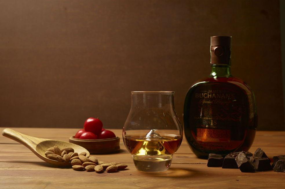 La creciente tendencia de whiskies y maltas escocesas de lujo en Colombia