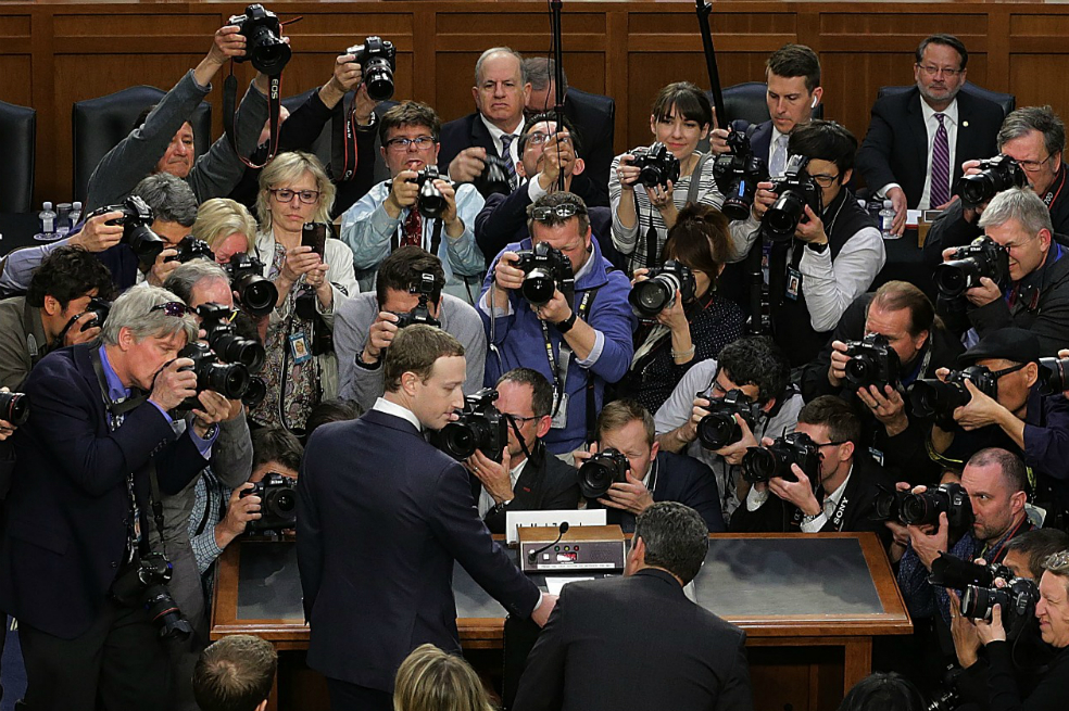 La pregunta para Mark Zuckerberg: ¿las compañías son capaces de cuidar los datos de los usuarios?