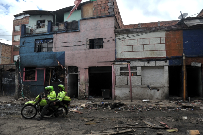 Las autoridades siguen investigando posibles nexos de policías con los microtraficantes de droga en el Bronx.