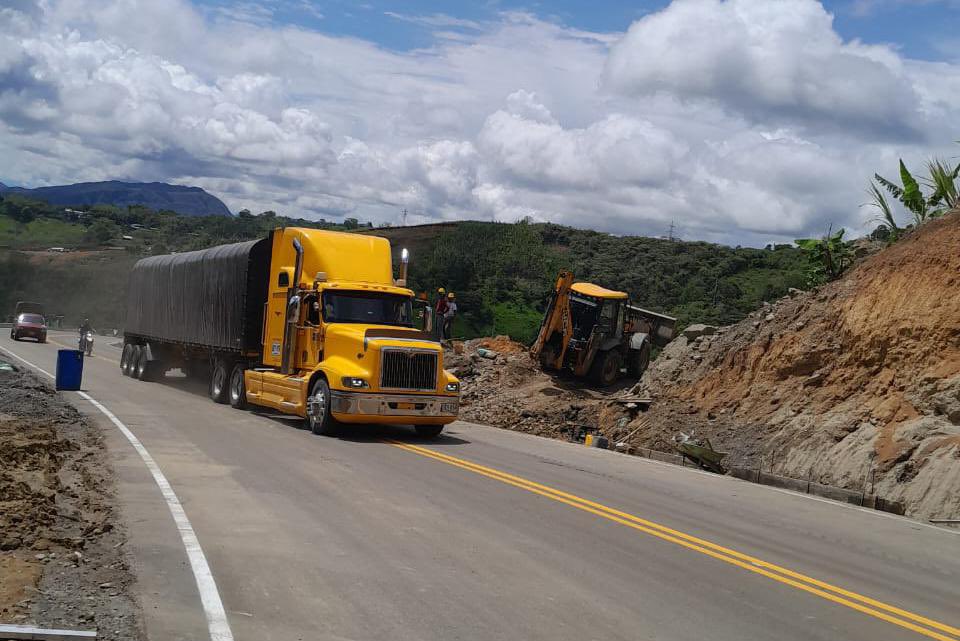 Vía Panamericana: 10 meses después, vehículos pesados vuelven a pasar por Rosas