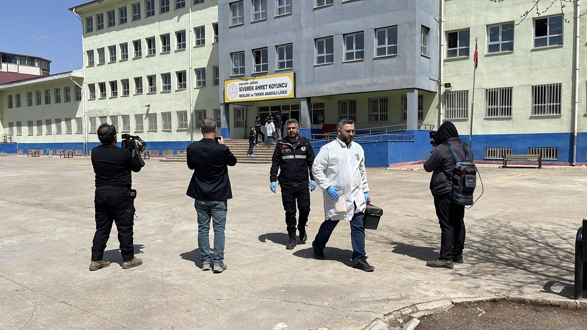 Exalumno abre fuego en instituto de Turquía y deja 16 heridos antes de suicidarse