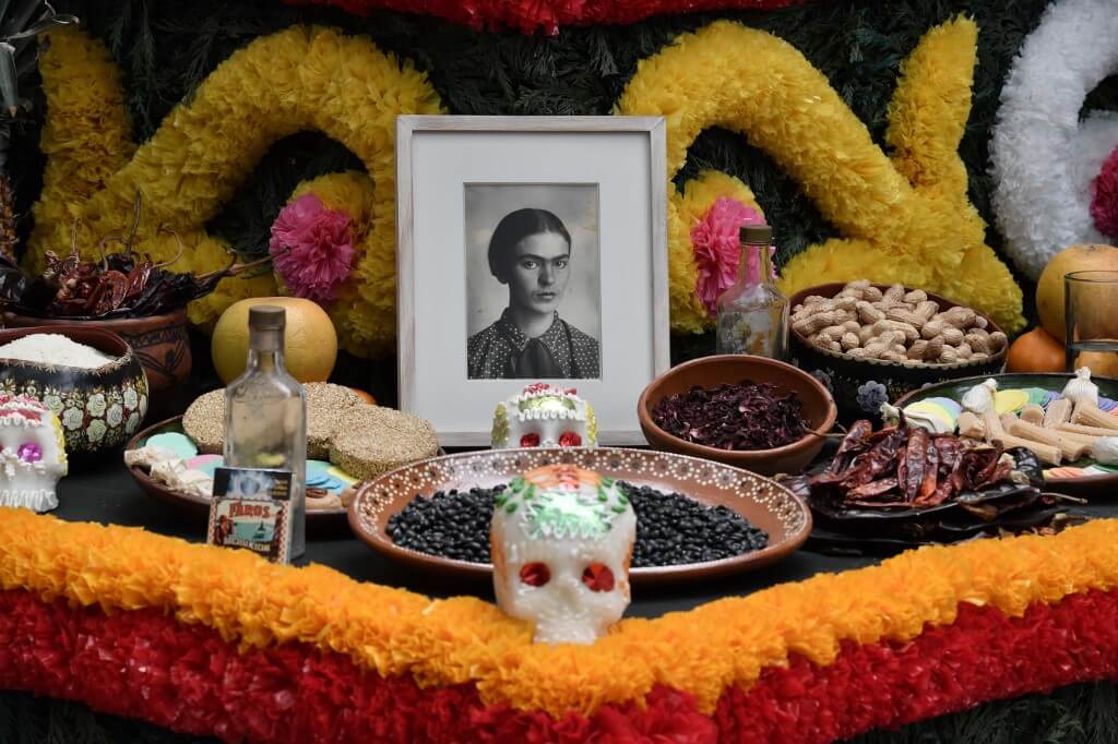 «Dos Fridas» aborda el vínculo entre Kahlo y su enfermera a través del dolor