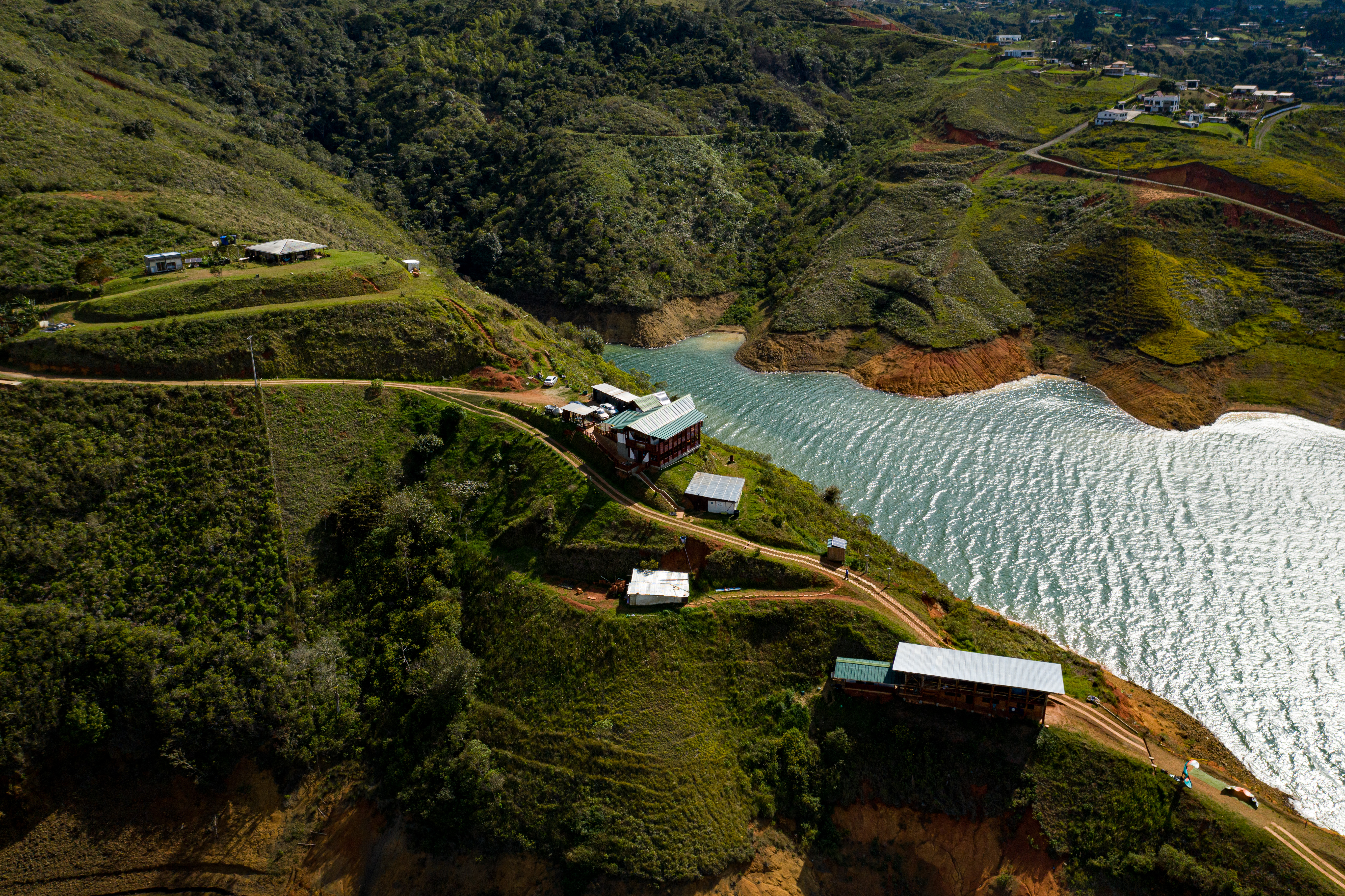 Vacaciones de mitad de año: colombianos impulsan el turismo en nuevos destinos del país