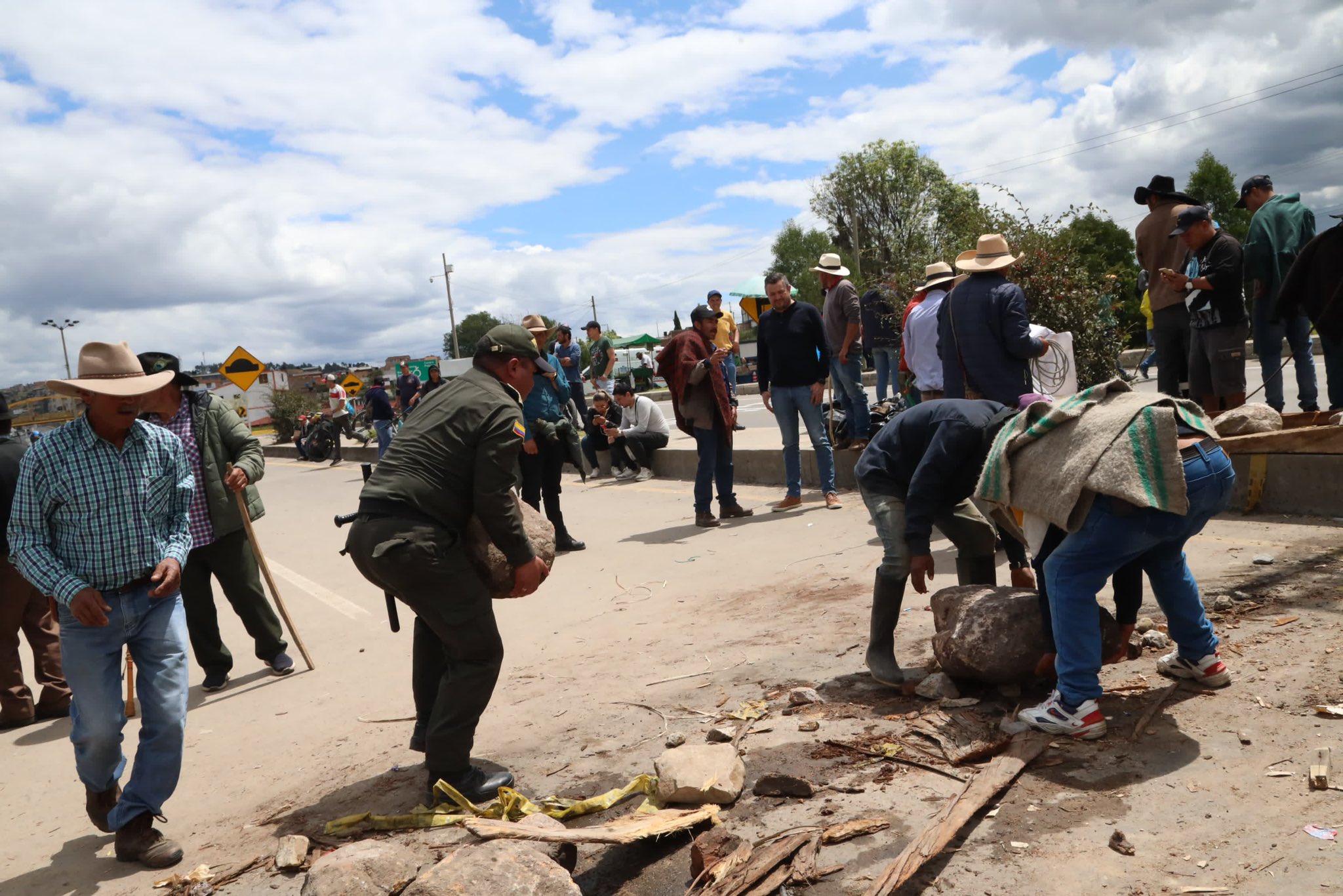 Paro campesino: se llegó a acuerdo para abrir por media hora la vía Tunja – Paipa
