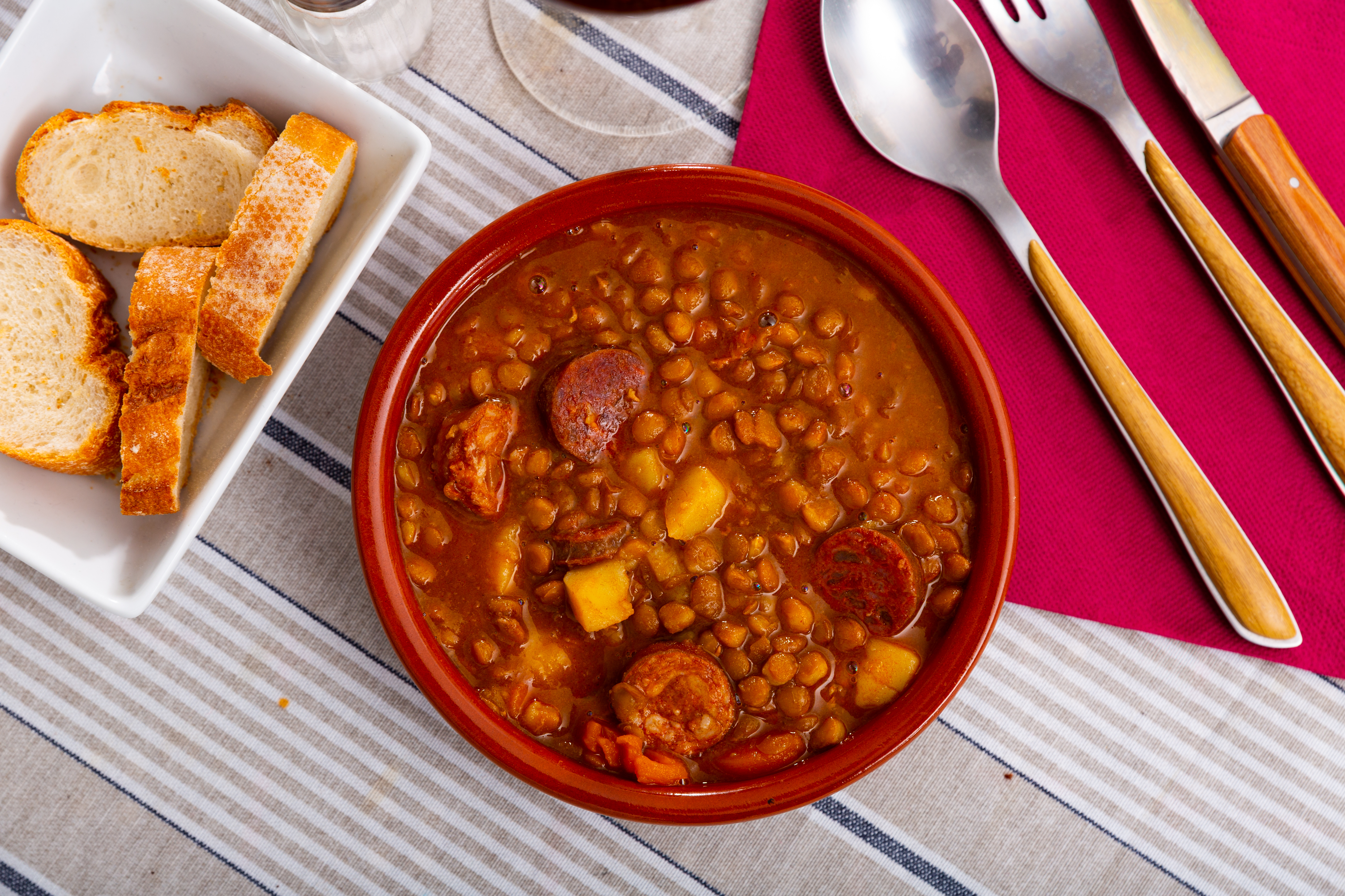Lentejas españolas, una plato para sorprender a tus invitados