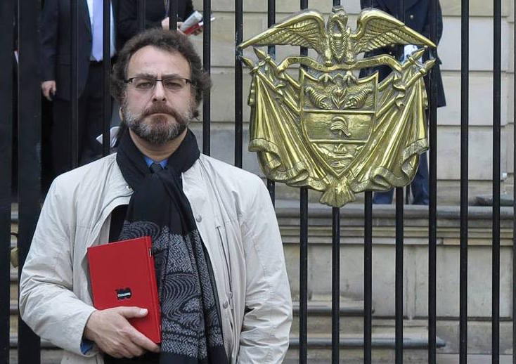 Pablo Posada Pernikoff: «No hay lugar malo ni materia mala»