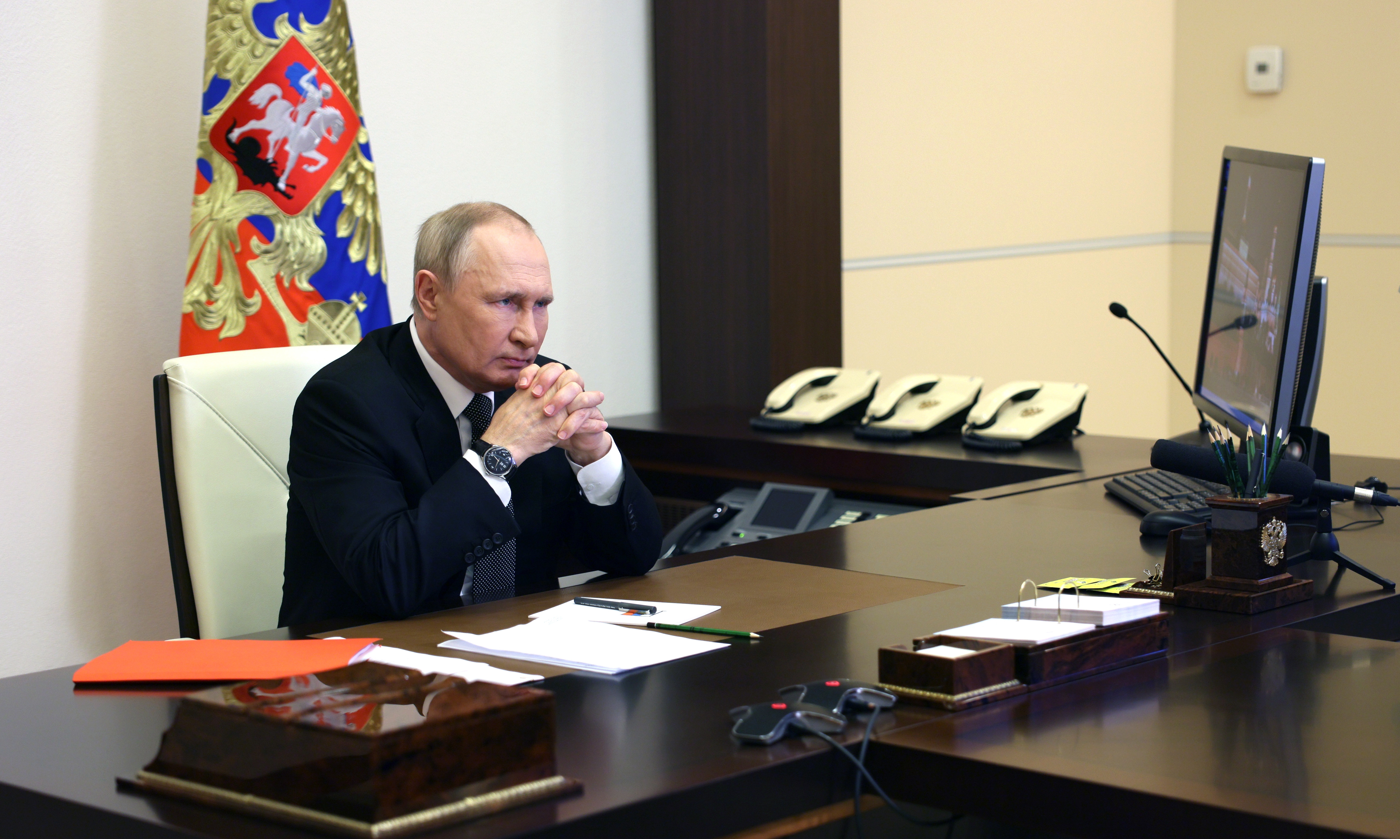 ¿Qué significa la ley marcial de Putin en los territorios de Ucrania anexados?