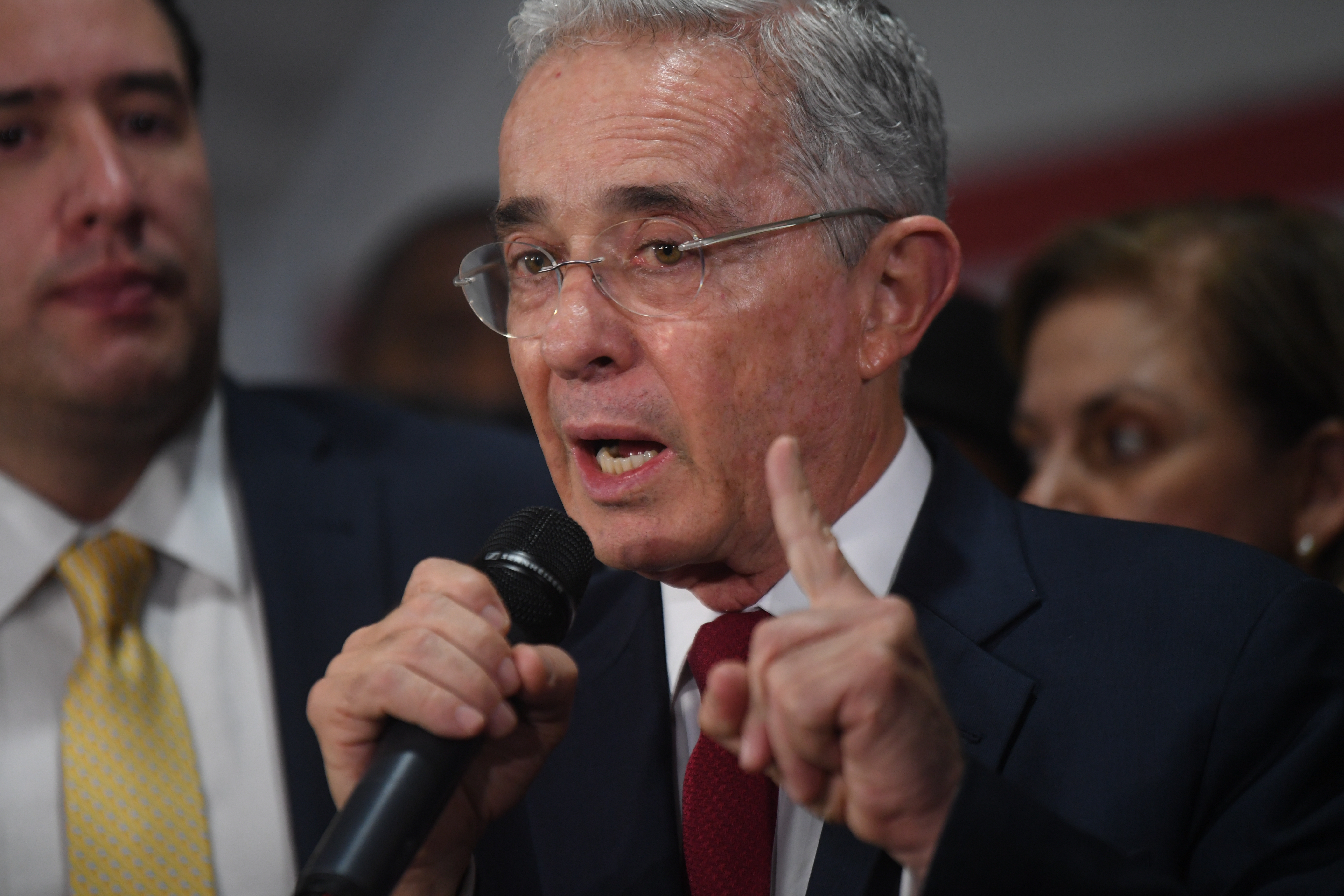 Caso Uribe: audiencia de preclusión se suspendió sin que Fiscalía argumentara