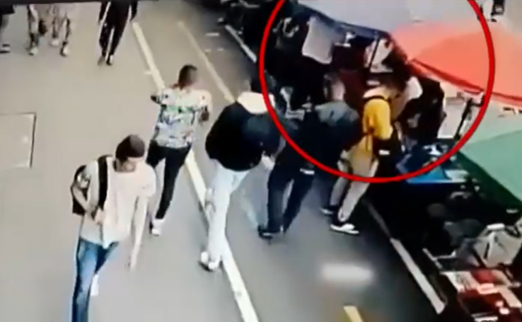 Asesinan a dos ciudadanos en plena vía pública del centro de Bogotá