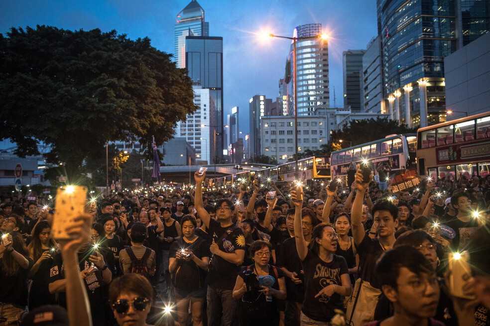 En fotos: millones de personas se toman Hong Kong para protestar contra ley de extradición