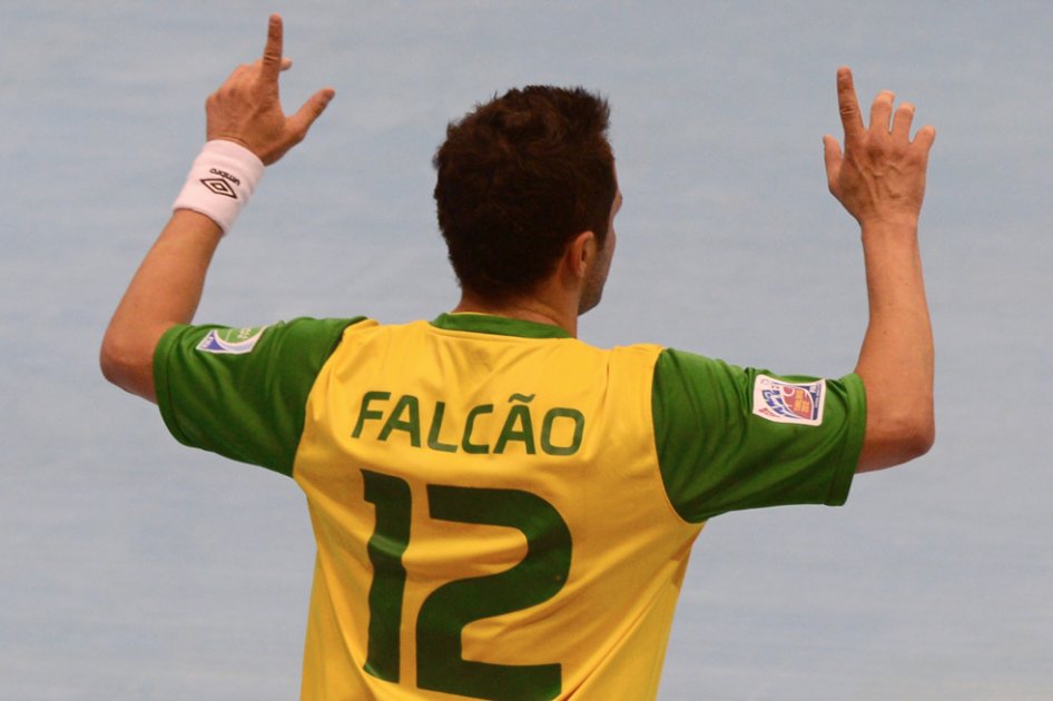 Rusia, Brasil, Italia y Argentina, a cuartos en Mundial de Futsal