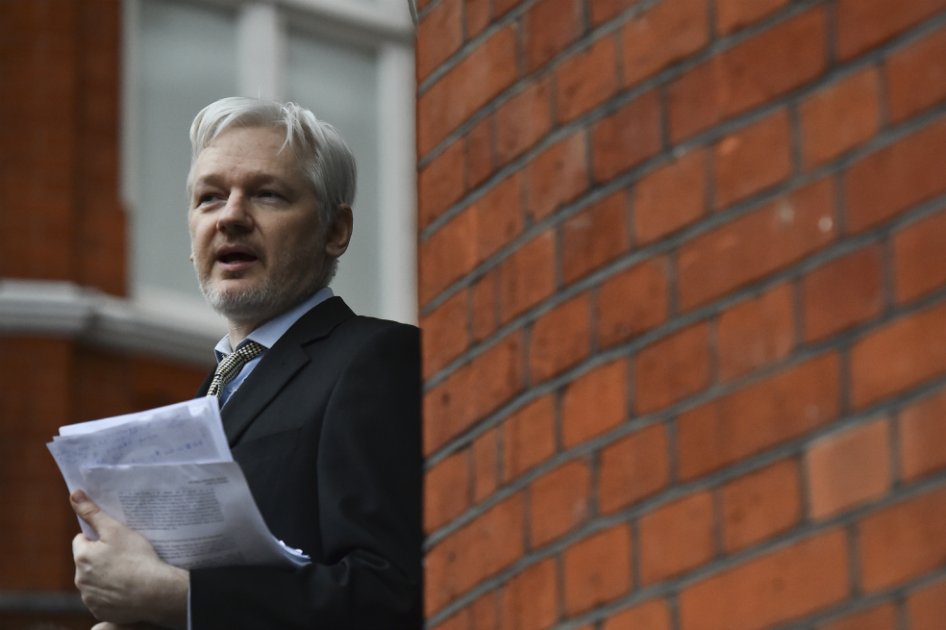 Assange es un «problema» que causa «molestia»: presidente de Ecuador