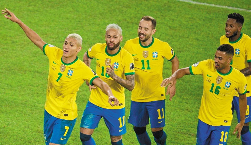 Brasil y una selección lejana de su gente en la Copa América