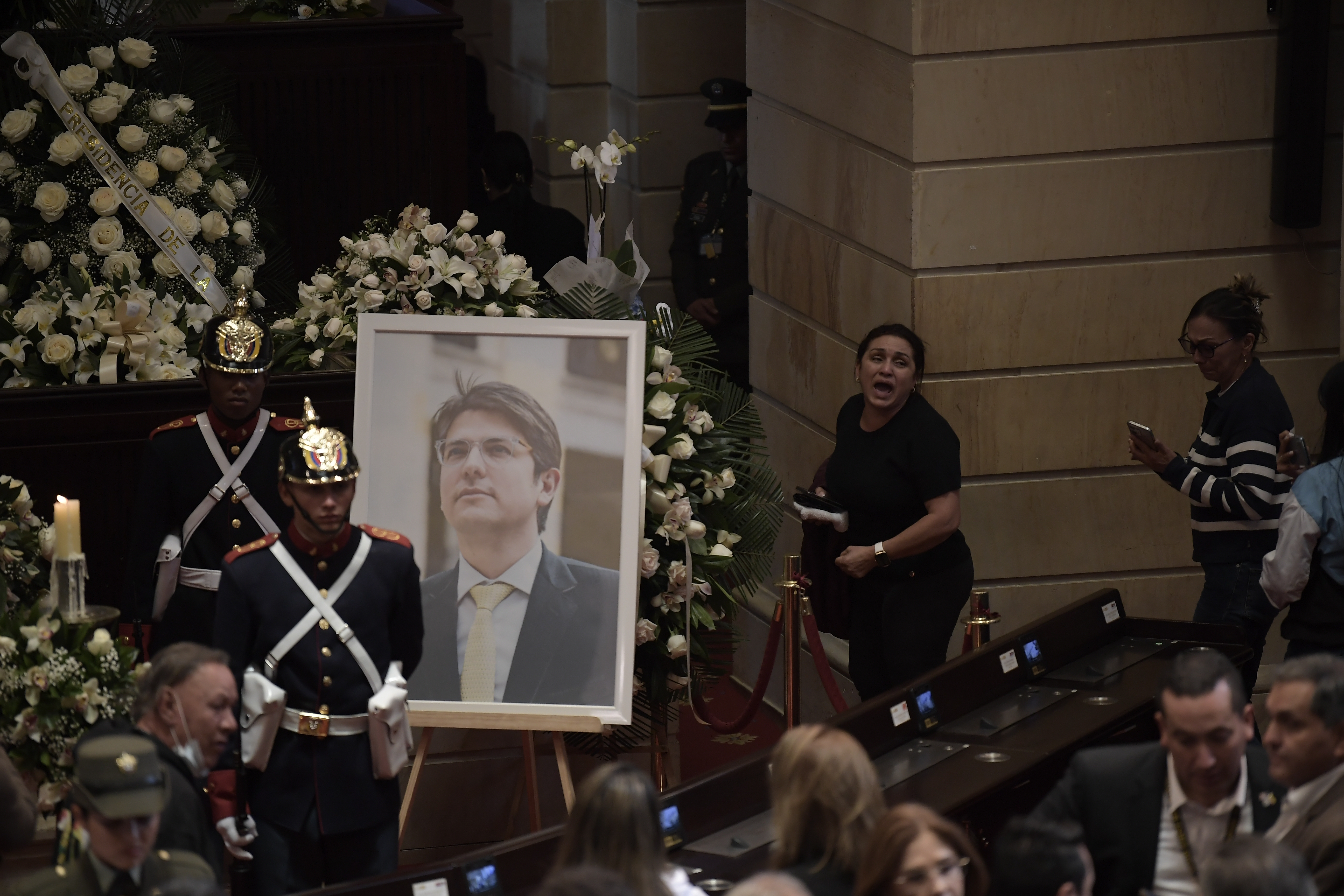 Homenaje al senador y precandidato presidencial Miguel Uribe Turbay en el salón Elíptico del Capitolio Nacional, sede del Congreso de la República.