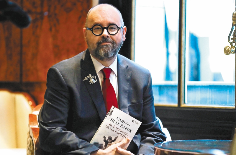 La sombra etérea de Carlos Ruiz Zafón
