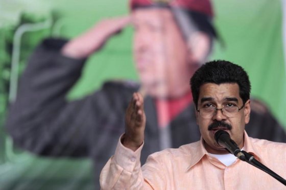 Agravamiento de Chávez mantiene en vilo a Venezuela