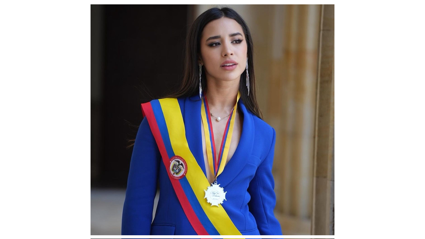 Polémica por influenciadora mexicana que fue condecorada en el Congreso de Colombia