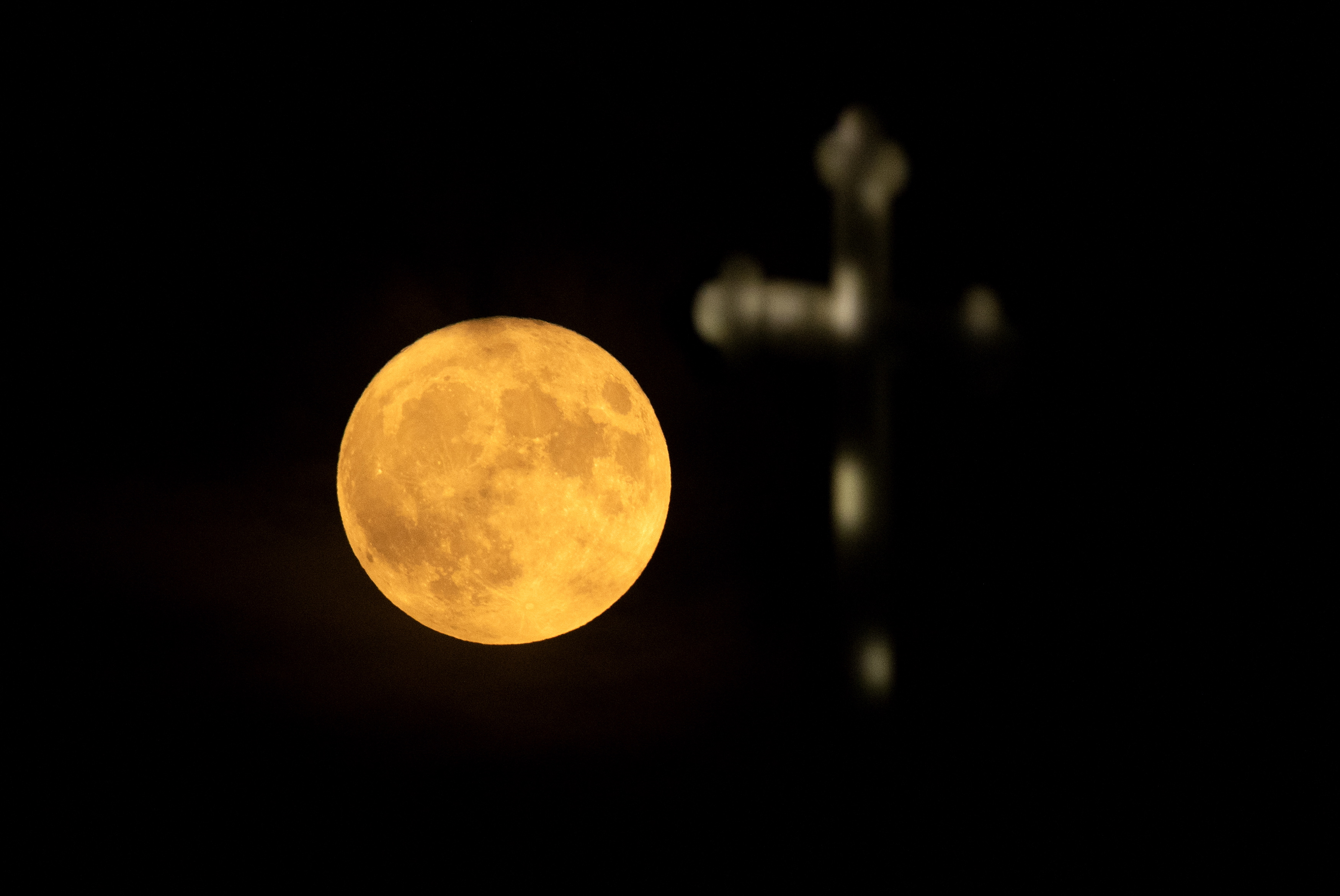 Una investigación sugiere que la Luna se está encogiendo. ¿Por qué?