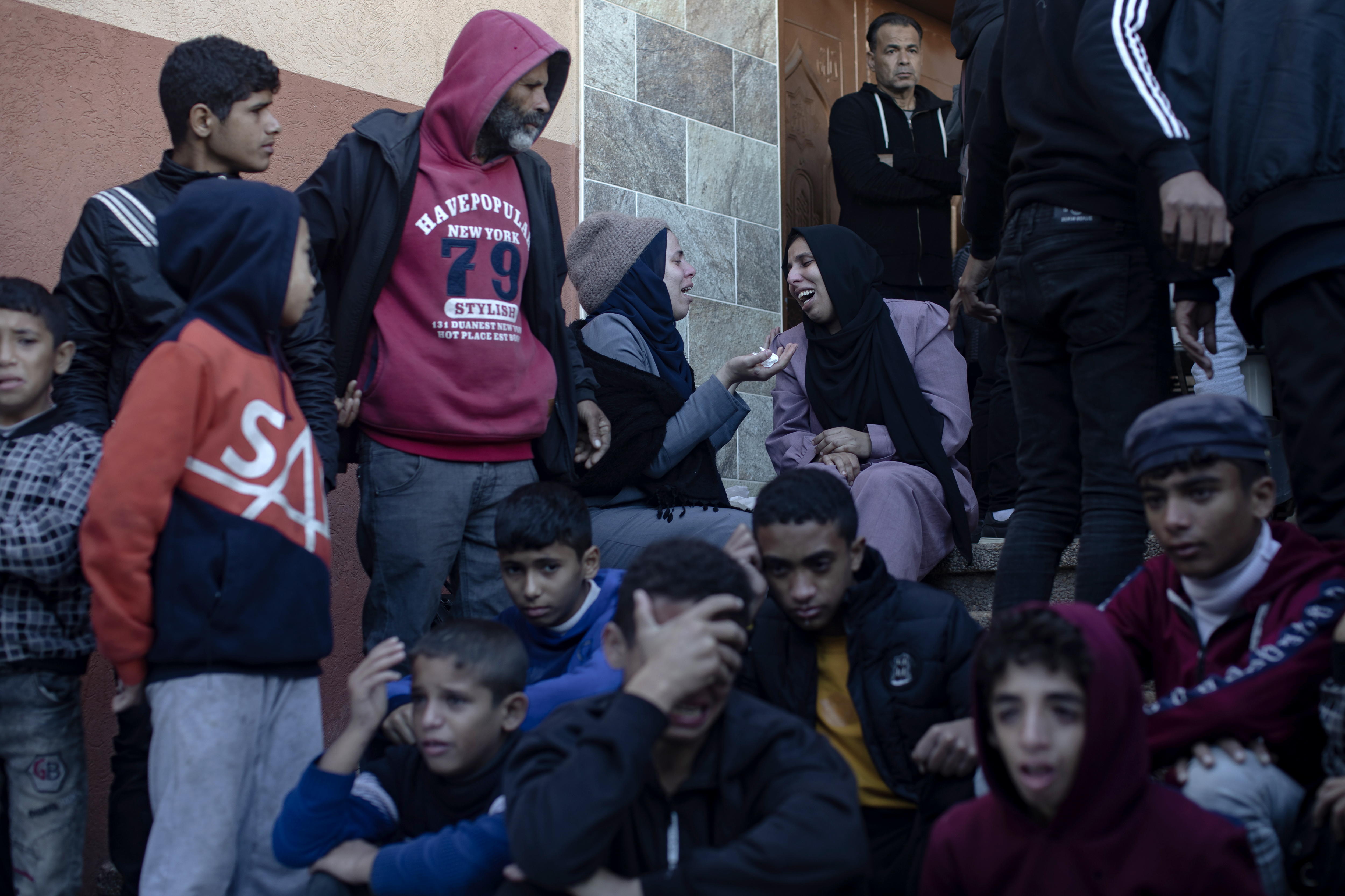 El traslado forzoso de palestinos a otros países está prohibido, advierte la ONU