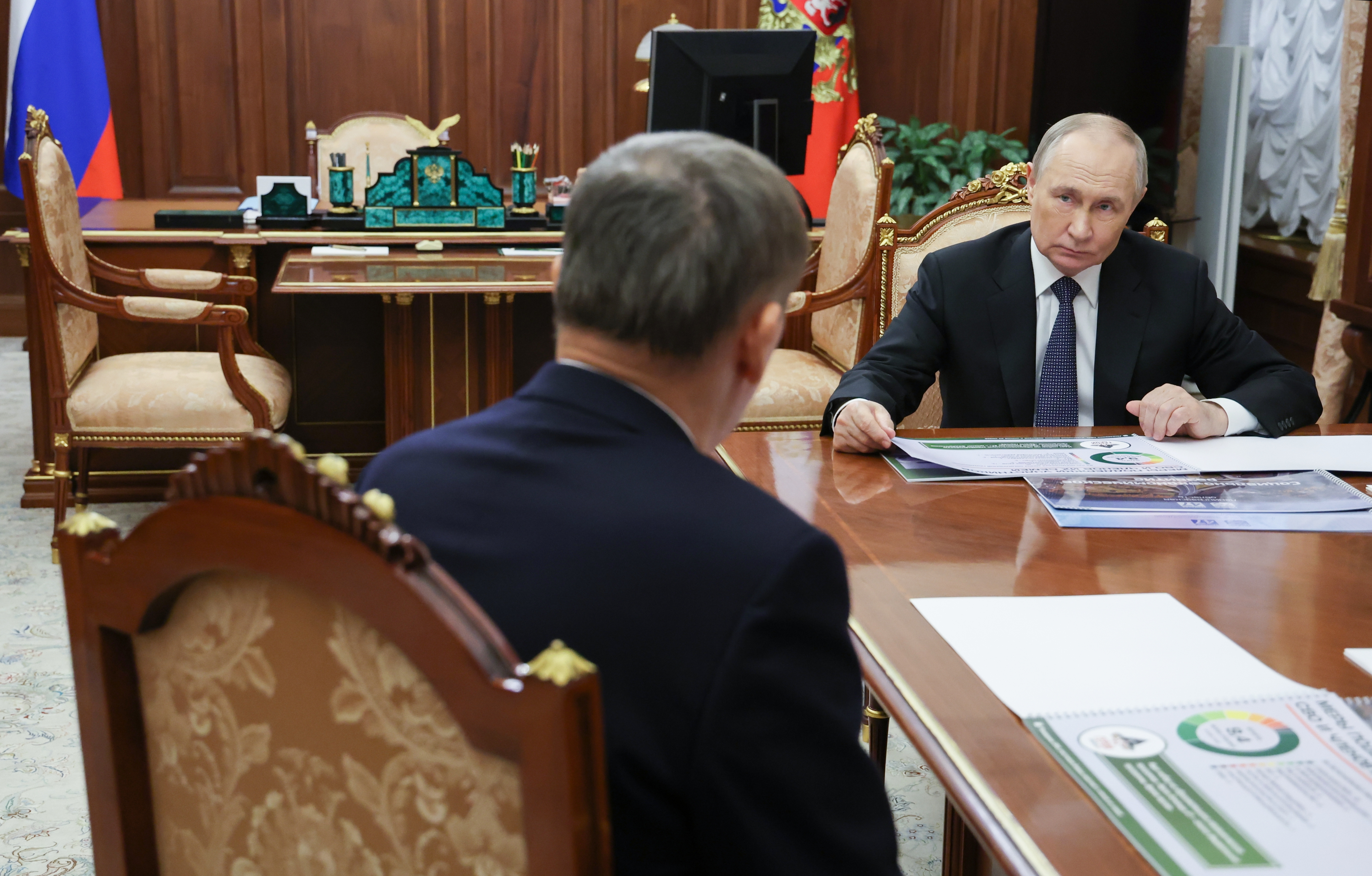 Putin quiere un gobierno provisional en Ucrania: ¿qué busca con su impopular idea?