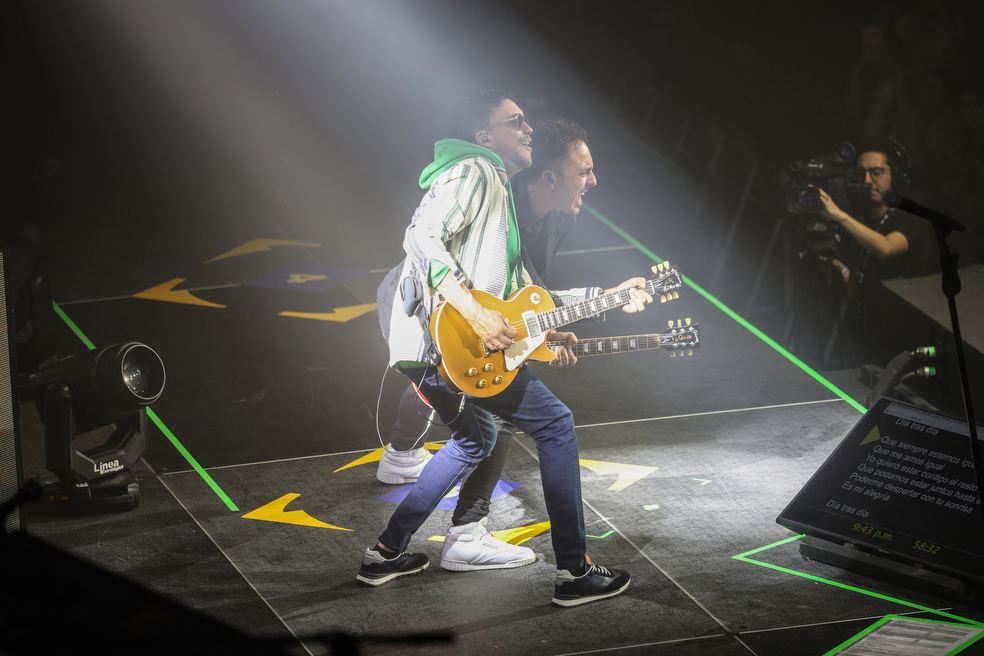 Andres Cepeda Andres Cepeda Dek Tour