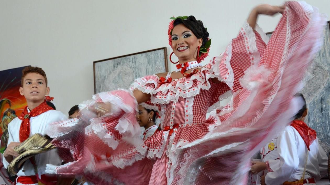 Luto en Barranquilla tras muerte de Yanina Reales, exreina del Carnaval de la 44