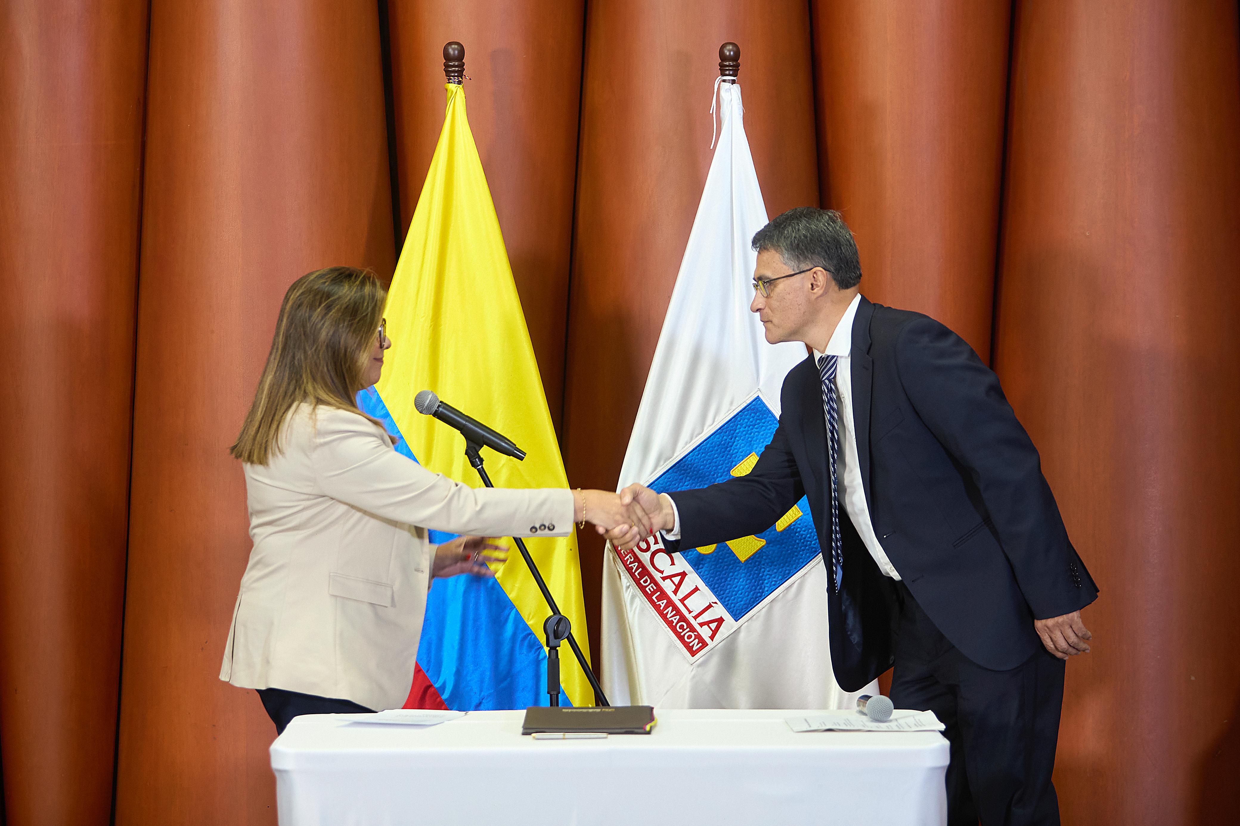 Nuevo director general del Instituto Nacional de Medicina Legal y Ciencias Forenses.