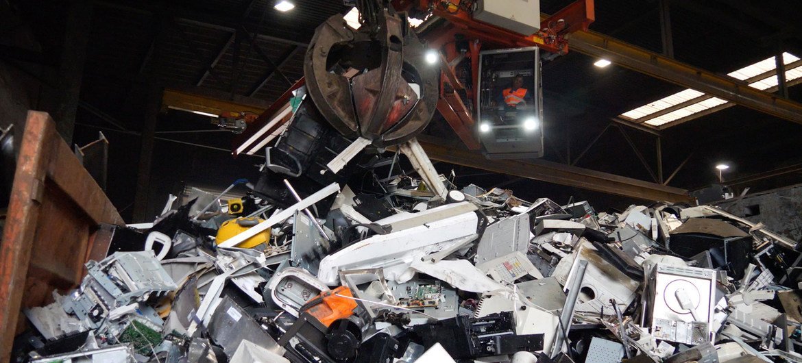 Basura electrónica: la cara fea de la tecnología para América Latina