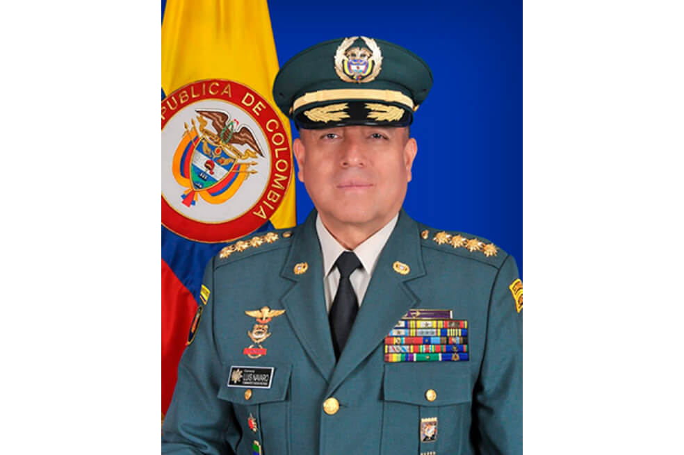¿Quién es el general Luis Fernando Navarro, el ministro de Defensa encargado?