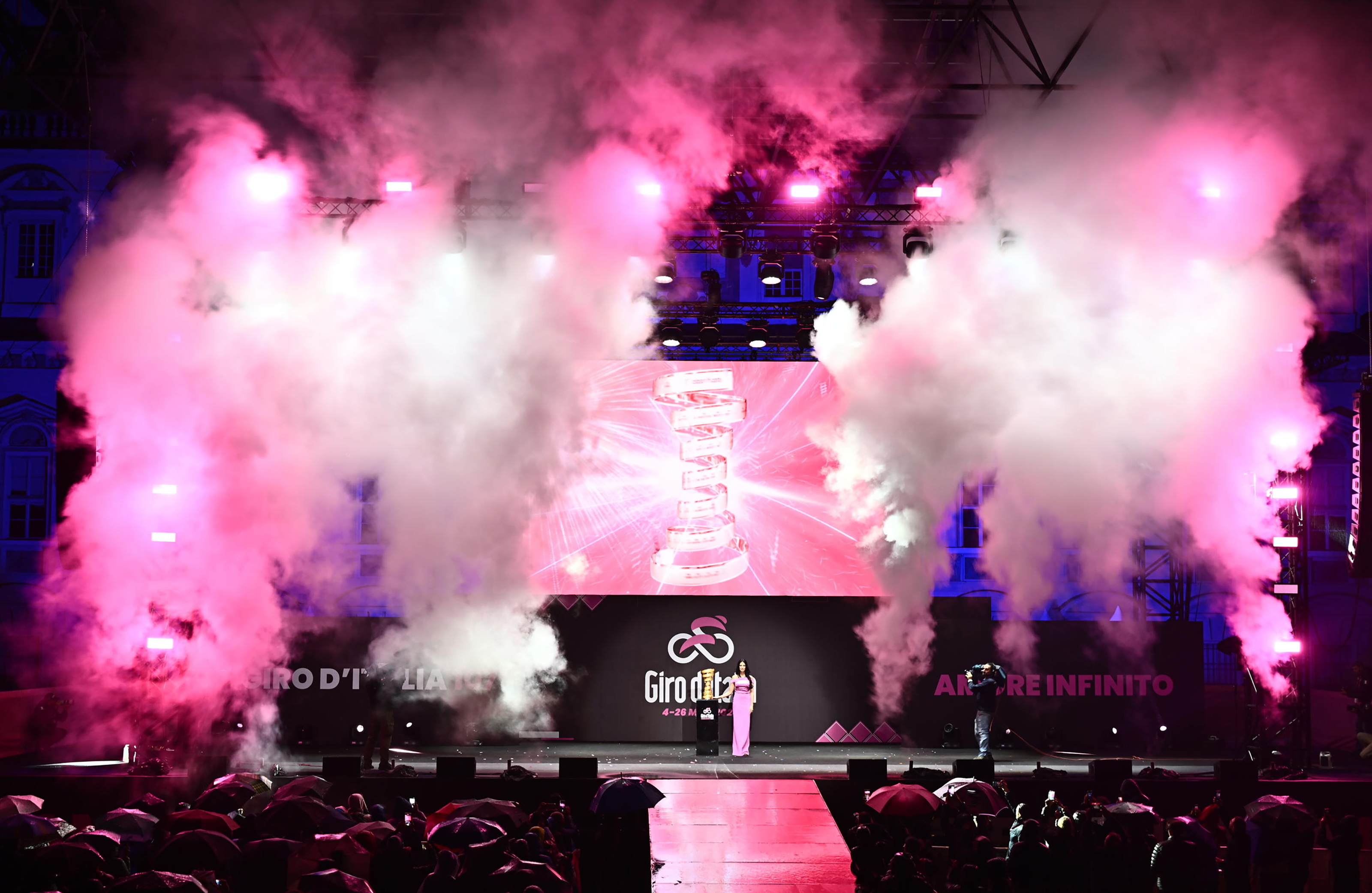 Turin (Italy), 02/05/2024.- The trophy is presented during the team presentation for the 2024 Giro d'Italia cycling race in Turin, Italy, 02 May 2024. The 107th edition of the Giro d'Italia will take place from 04 through 26 May 2024. (Ciclismo, Italia) EFE/EPA/LUCA ZENNARO