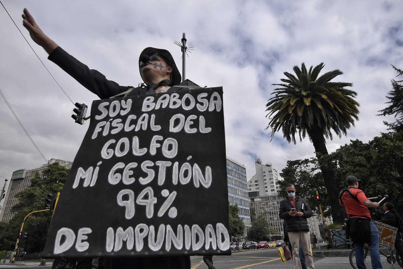 Manifestantes llegan al Parque Nacional durante las marchas del 8 de febrero de 2024.