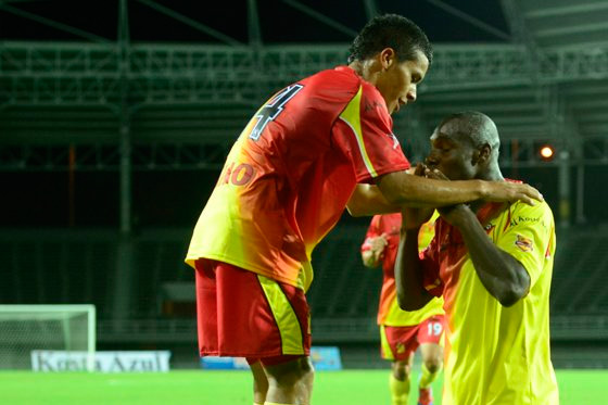 Pereira vence a América y ratifica el liderato