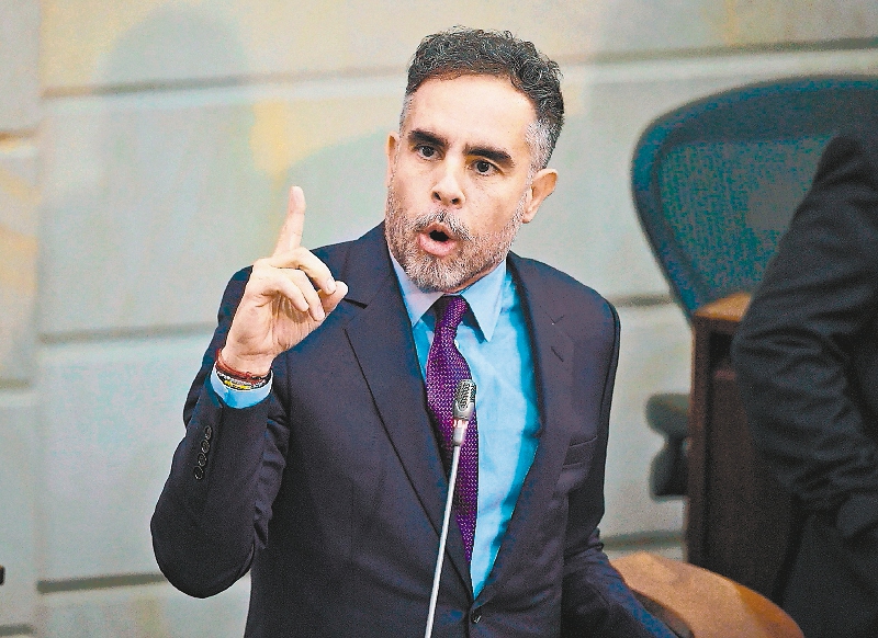 Fiscalía investiga a Armando Benedetti por presunta agresión a su esposa