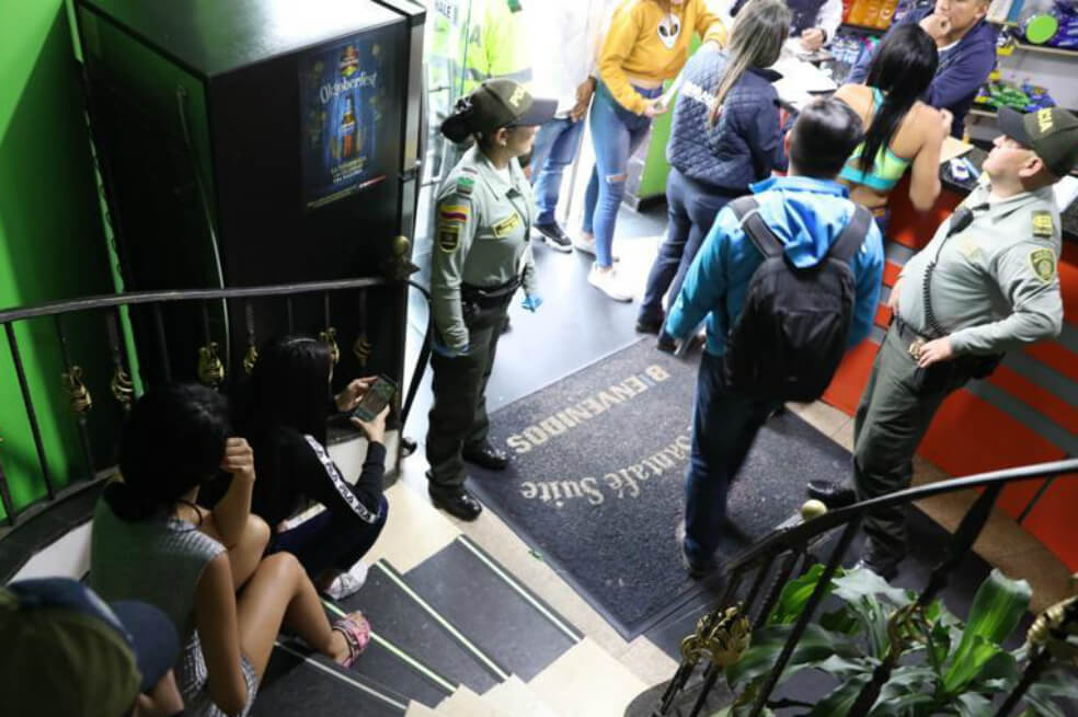 Tras operativo, encuentran a más de 40 menores de edad en zona de tolerancia de Bogotá