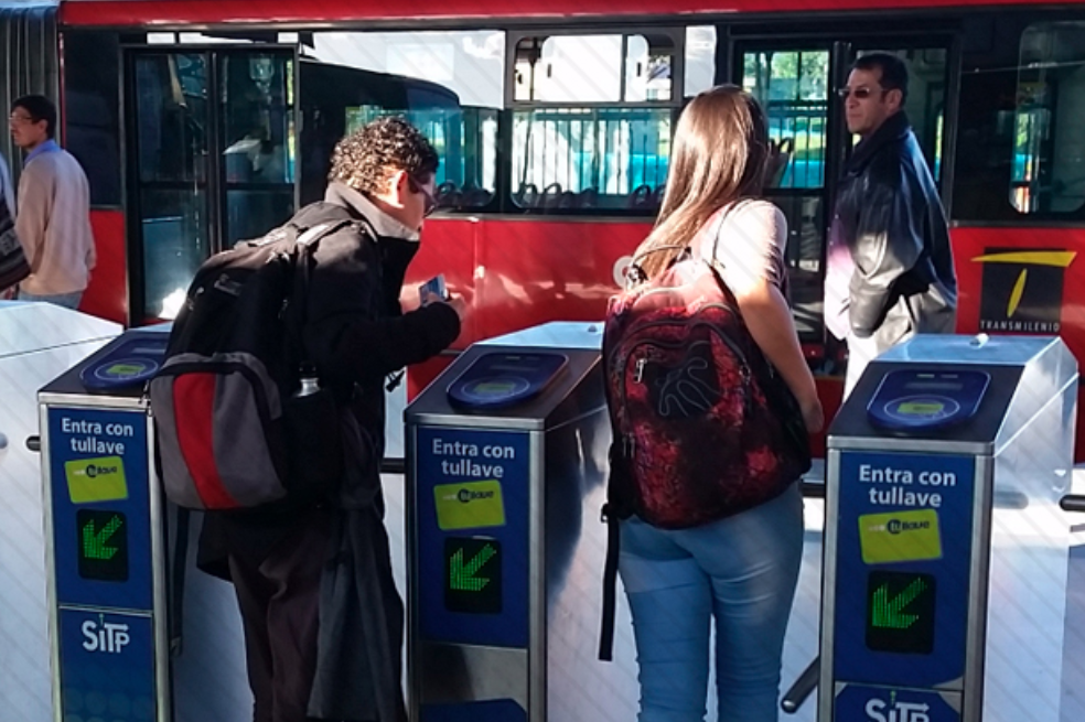 Multa millonaria por empujar en Transmilenio: ¿de cuánto es?