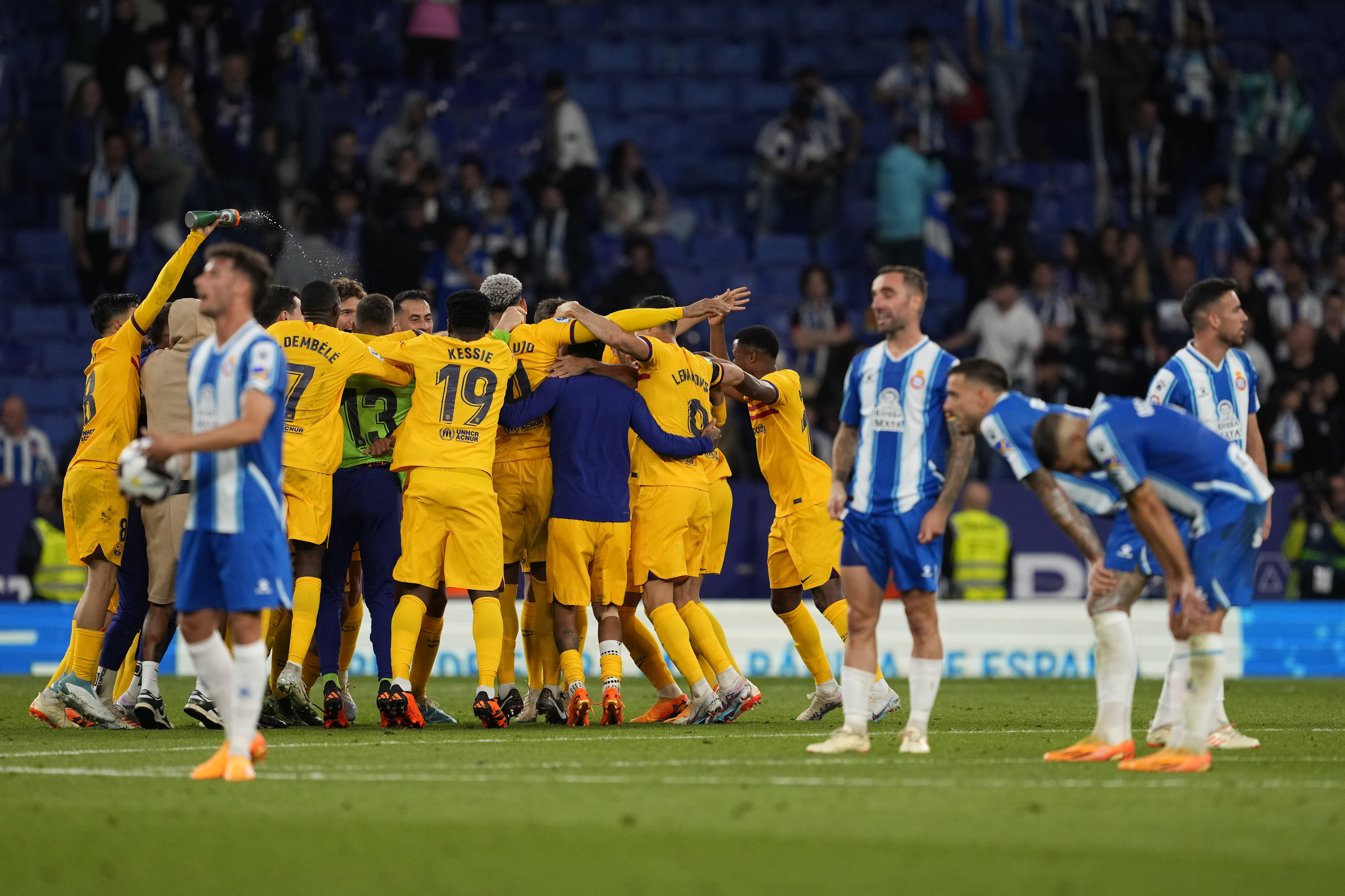 Barcelona, campeón de España, espera por el regreso de Lionel Messi